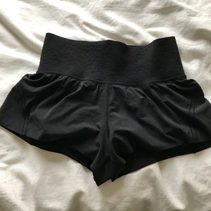 Lululemon shorts size 8